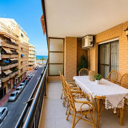 130m2 Con Superbalcon 15m2 Apartamento Torrevieja